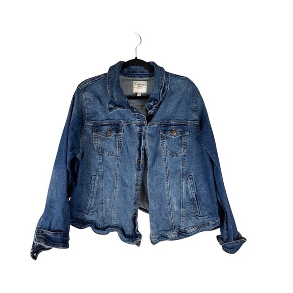 Torrid Medium Wash Denim Trucker Jacket size 3X - Picture 1 of 6